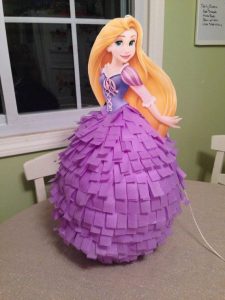 como hacer una piñata de princesa